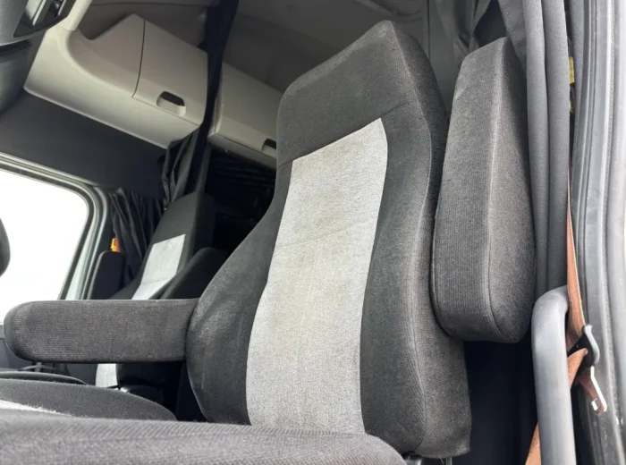 LR8957-13-1024x768_result