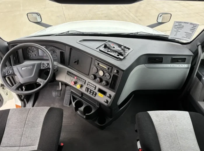 LR8957-16-1024x768_result