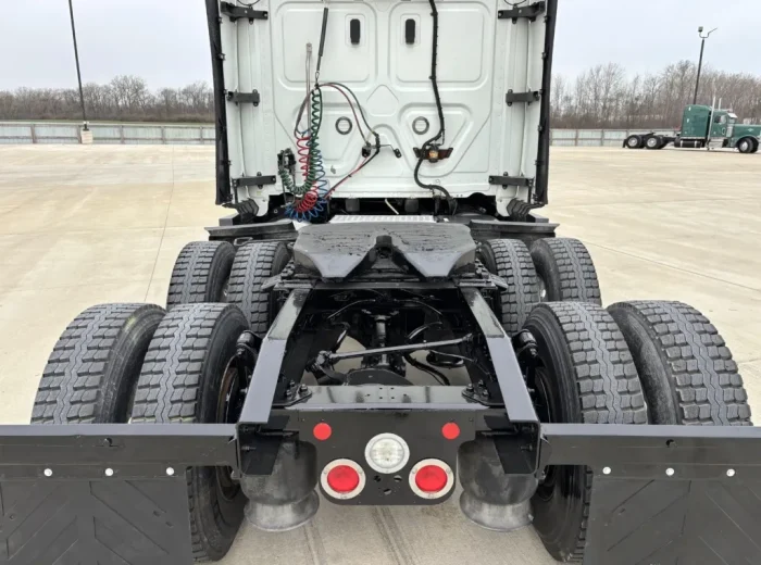 LR8957-25-1024x768_result